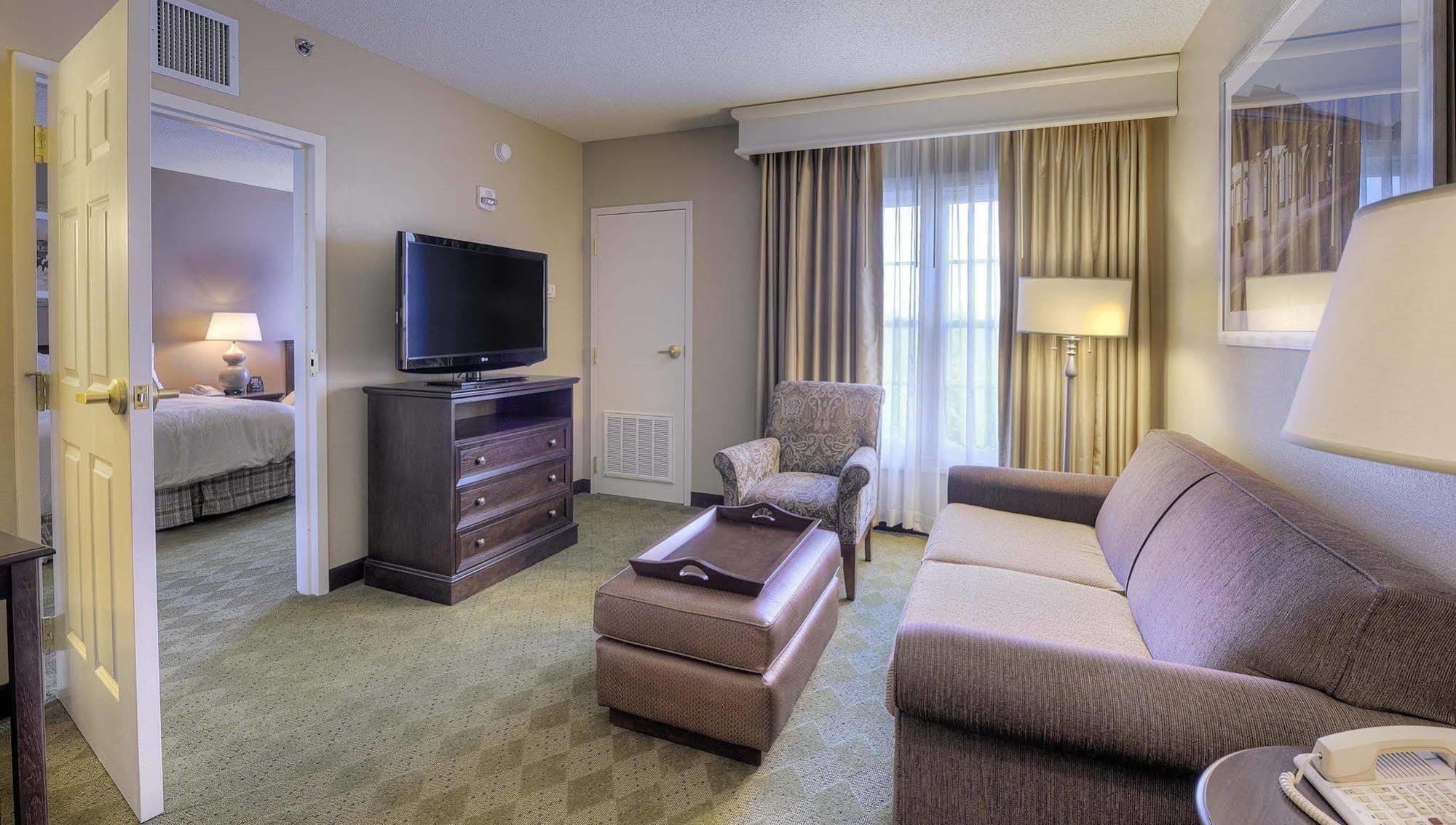 Holiday Inn Express & Suites Southern Pines-Pinehurst Area By Ihg Exterior photo